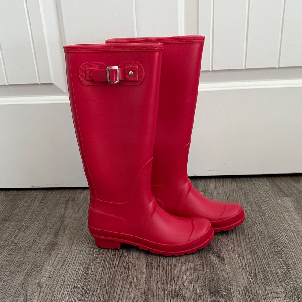 West Blvd Vibrant Red Rain Boots
